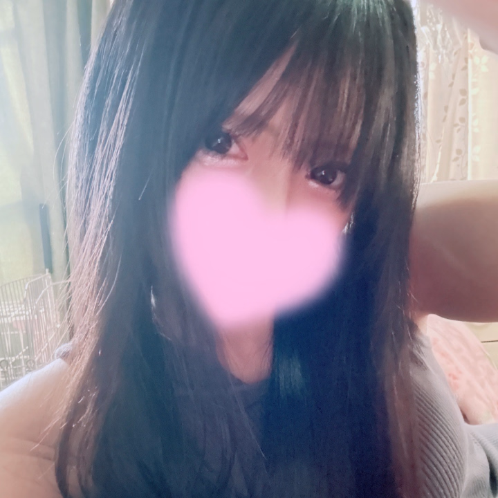 本日退勤になります🥺
色々ありましたが
お誘いありがとうございました!(´▽｀)

明日も頑張る！
日曜日やしあそぼーね！