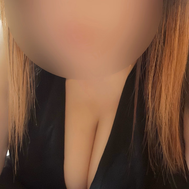遅くなりましたが今日来てくれたお兄様方ありがとうございました🎀

50分かけて会いに来てくれたお兄様🌼ありがとうございました🌟
転勤になる前にまた会いに来てくださいね☺️

明日からお休みで来週月曜日から出勤します🌷
今のところ来週は月、火、木、金が出勤予定ですのでご予約お待ちしています🎶

今週来てくれたお兄様方ありがとうございました🌸