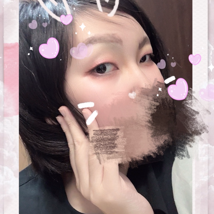 きょうもげんきに出勤中💋

どんなイチャイチャが好き？？

日曜日だけど、憂うつな気持ち吹き飛んじゃうくらいいちゃいちゃしたいな〜

遊びにきてね
会いににきてくれるの待ってます❤️