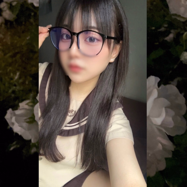 おっはよ～☀️この前オプションでメガネ付けてもらったの👓🩷せっかくなので、写真撮ってみたよ🥺可愛いでしょ~😙✨️
⋆┈┈┈┈┈┈┈┈┈┈┈┈┈┈⋆
本日8日、15時からラストで出勤してるから良かったら遊びに来てね🧸待ってるよ🩷