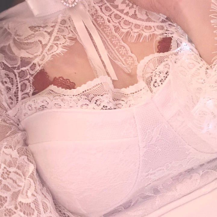 みのりだよ♡

褒めてもらうたびに胸がドキドキして、お兄さんの顔まともに見れなかったよ😣💦
みのりのことたくさん可愛がってくれてありがとうね🥰


またゆっくりお話ししようね♡


💕みのり💕