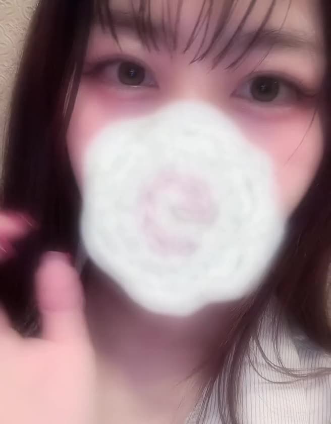 みのりです🥰
 
初のお客様！お仕事お疲れ様😊💞
長い時間一緒にいることができてみのりは幸せな気持ちでいっぱい🫣💓
 
気持ちいいって言ってくれるのが嬉しくてたくさん攻めちゃった…♡
感じてるお兄さんを見て興奮しちゃったよぉ🥹
 

初めてで緊張してるみのりに、
たくさん話しかけてくれてありがとうね🥰
また会いたいなぁ🫶🏻

💕みのり💕