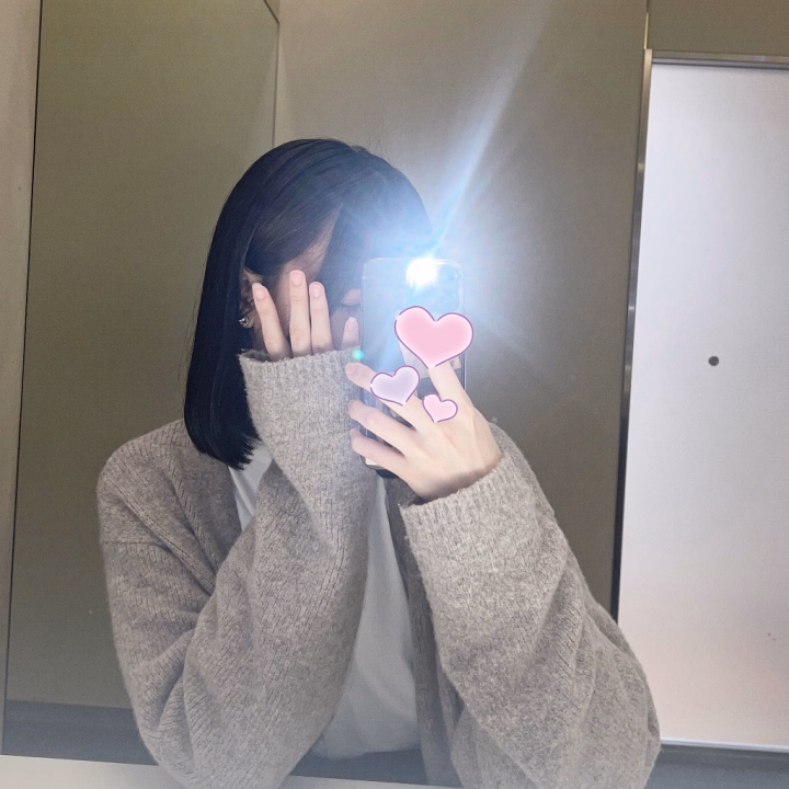 かぐらです♡

ご予約さま限定でコスプレお出迎えです🎶お誘いお待ちしております♡

続いてありがとうございます🥰
はじめましてのおにいさまとたくさん会えるの嬉しいです♡

気になってもらえるようにこれかも写メ日記頑張らんといけんね〜💫

おにいさまとの時間がもっと楽しくなりますように☘ ̖́-

かぐらちゃん🐰ྀི
