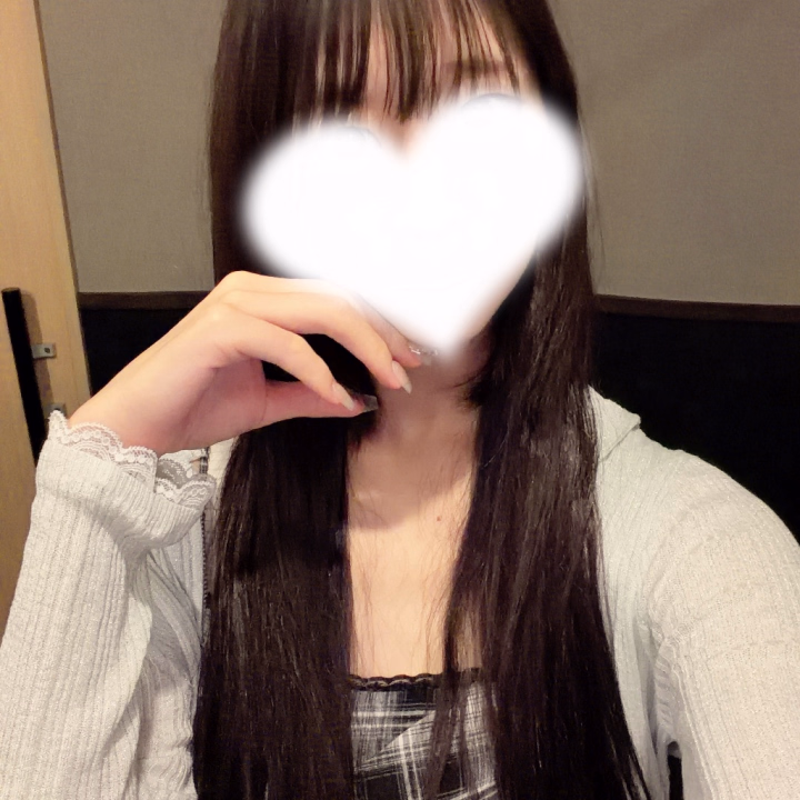 かぐらです♡

今週も金土日と出勤します〜〜〜🎀

おやすみの間は
友達とプールに行ったり焼肉行ったりしました💫

そこまでできる元気が出来ました！！

先週と打って変わって
体力は（まだ）あります
声は普通になりました🙇🏻‍♀️

状態的には良きです🙆🏻‍♀️❕

どうぞ今週もよろしくお願いします…！

かぐらちゃん🐰ྀི