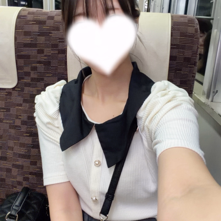 かぐらです♡

おはようございます☀️
スタートからお誘いありがとうございます🥰

おあと本指名様もありがとうございます！

昨日からハロウィン期間
ご予約さま限定コスプレお出迎えしているのでぜひ会いに来てくれると嬉しいです💞

このあともどうぞよろしくお願いします💞

かぐらちゃん🐰ྀི