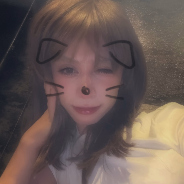 こんばんは🌸まやです！

今日は21:00からラストまで出勤しています💓
夜ってちょっとドキドキした気分になりませんか？  
わたしもこの時間の空気、けっこう好きだったりします✨

一緒にワクワクした気分で過ごせる時間を  
ぜひ体験しに来てくださいね🍀

ご予約・お問い合わせお待ちしています。会えるのを楽しみにしています。