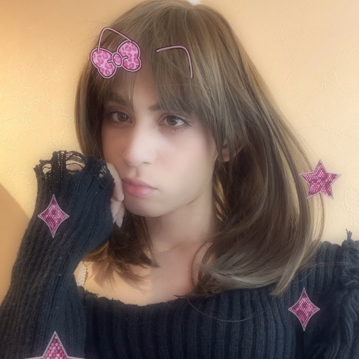 こんばんは🌛まやです✨
今日は14:00-からラストまでいるよ！
今日はバタバタした一日でしたが、ふとした瞬間にお客様のことを思い出して、自然とやさしい気持ちになりました💗

お仕事やプライベート、みんな頑張ってるよね。そんな日常の中で、私との時間が癒しになれたらうれしいな🫶

また会えるのを楽しみにしています💐
一緒に心ほどける時間を過ごしましょう。ご予約お待ちしています。