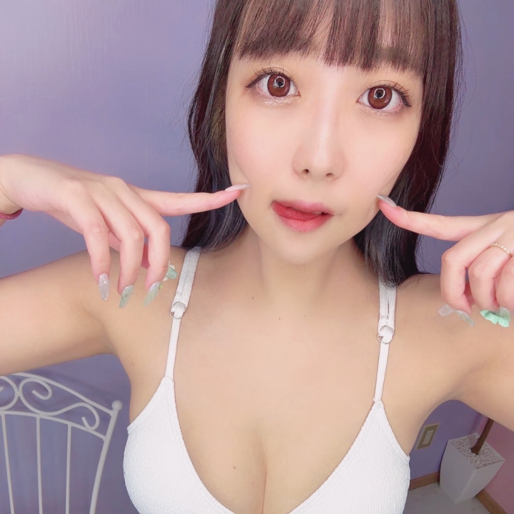 本指名様💌

この短い期間中に
返ってきてくれると思わなかった🥲🩷

うるとらはっぴー🫶🫶


しかもあおのことを考えて
会いに来てくれて

あおのことを考えたプレゼントまで🥺


また来月会えるまで
楽しみにムラムラしときます♡笑笑




ありがとう.˚⊹ ⁺‧( *´꒳`*)‧⁺ ⊹˚.