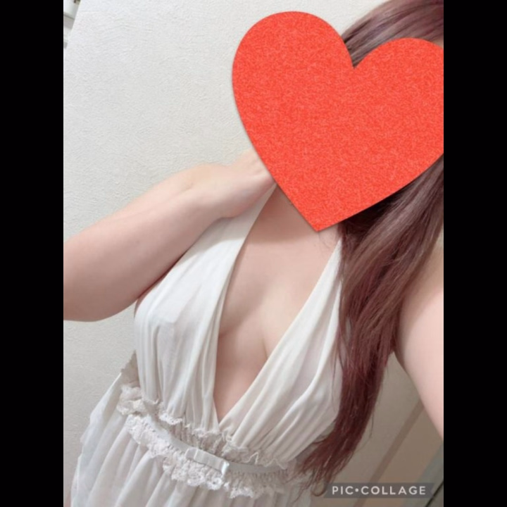 なるです♡


やっと体調不良終わったと思ったら
女の子の日になってしまって
次の出勤は3月4日からになります( ¨̮ )💕
 
休んでた間
メッセージくれてた
お兄さん方ありがとうございます♡
めっちゃ嬉しかったです🥰
