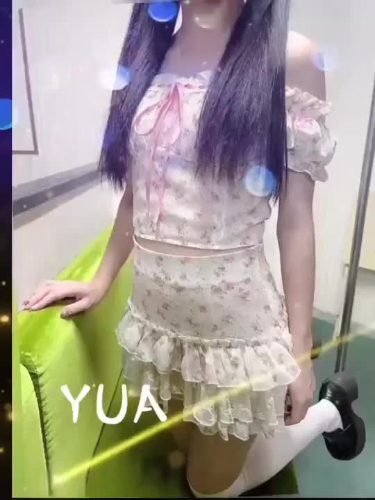 ゆあです！！

9月始まって1週間経ったけどお兄さんに会えなくて寂しいです🥺

ゆあといっぱいあそぼ！！
あいにきてくれるのまつまてるねー！！