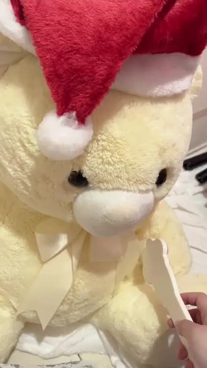 12月入ってからとっても忙しくて今日がクリスマス前最後の出勤😢




次出勤する時はクリスマス後、大晦日前だからこのクリスマスの楽しい雰囲気を感じるのは今日までだ…




今年のクリスマスは去年と一緒で平日だからなかなか当日を思いっきり楽しむことは難しいかもだけど、クリスマスに向けて街全体が騒がしくなるこの雰囲気だーいすき❤️



みんなはクリスマスはなにかするのかな？？👀