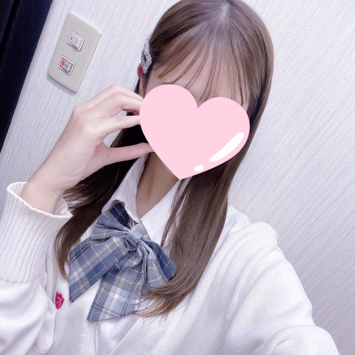 るり退勤してます♡

今日遊んでくださった
電車指名のお兄様方
ご予約から来てくれたお兄様方

ありがとうございました♡

いっぱい可愛いスタイルいい
褒めて貰えて嬉しかったよ(*´˘`*)♡

予約の兼ね合いで遊べなかった
お兄様もまた遊びに来てねჱ̒( >  ̫ < )

次は明日になってます♡

17時までになるので是非
遊びに来てね〜♡

お時間の合うお兄様
ご予約ご来店お待ちしております♡