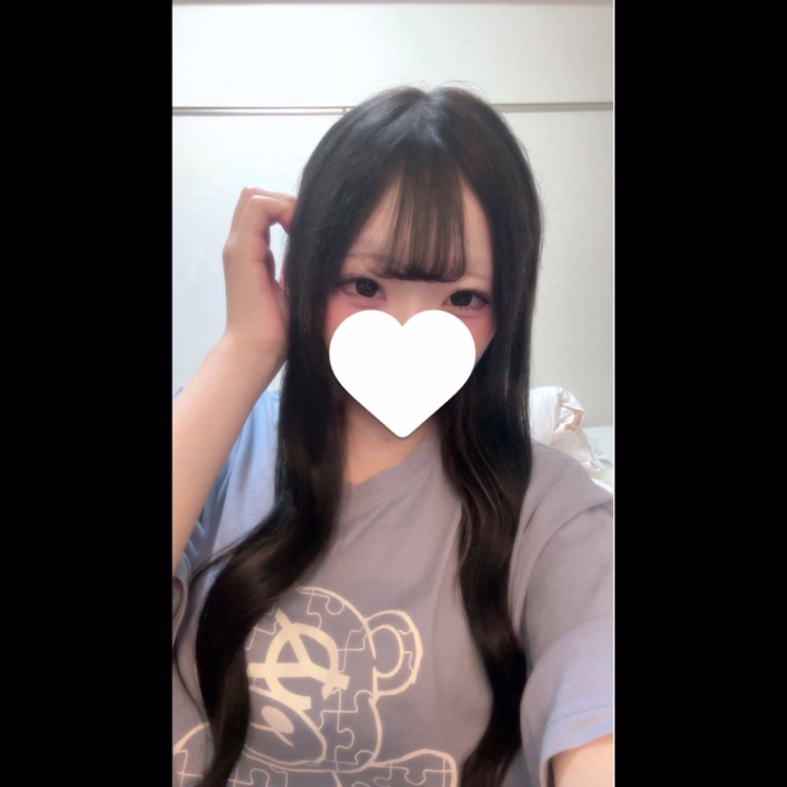 おはようございます🎀

久しぶりの出勤です꒰՞⸝⸝⊃ ·̫ <՞꒱

ネイル変えました💅
みんなからスイカバーみたいって言われる🥲

ラストまでいるので足元良くないですが
お誘いお待ちしてます🎶
