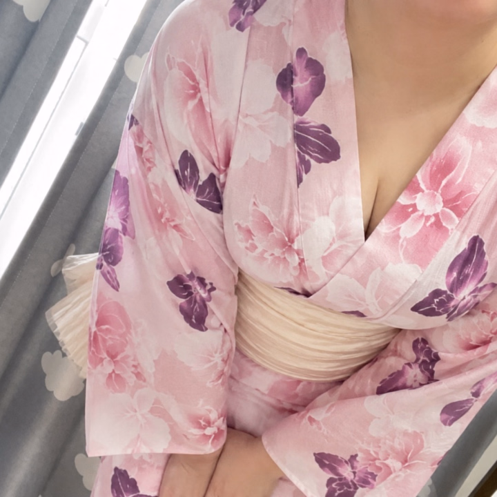 おはようございます☀️

ケツ弾き🍑出遅れましたが
参戦中🔥
11~50位に入れるかな？と
長い動画は別枠で今夜UPします😏

目標は10位くらい！
夢は大きく上向き大きなお尻で🍑

また夜にね💕︎