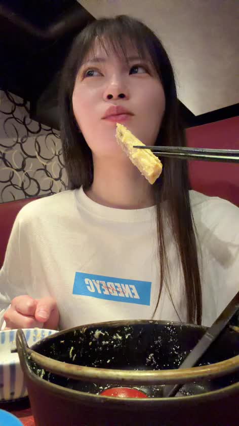にゃは！

雑炊？やさんで
友達の残した分もたべて
しめの天ぷらもたべました😊

大食いめぐちん