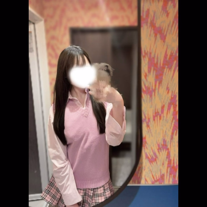 難せいらです♡

本日出勤です！
たくさん事前予約ありがとうございます🙏🏻💕


18:40〜1枠のみ🈳あります🥺
お仕事終わりのお兄さん、今日お休みのお兄さん！
せいらにいっぱい癒されにきてね🎀❤︎

お誘いお待ちしてます📞🤍✨️



来週は10日12日13日出勤です！
もしかしたら、8日も17時から出勤するかもなのでチェックしてくれたら嬉しいです‪(՞ ܸ. .ܸ՞)💘