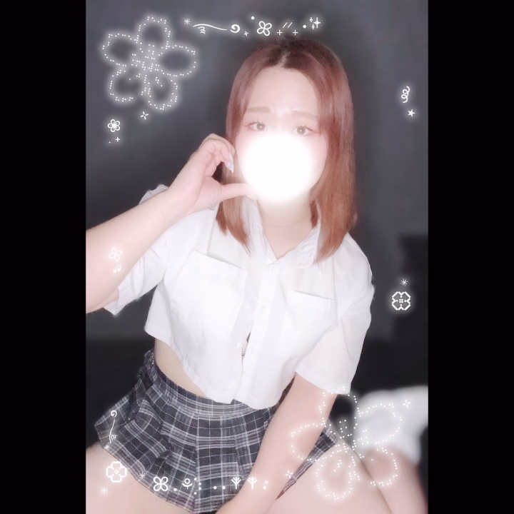 𝐺𝑜𝑜𝑑 𝑚𝑜𝑟𝑛𝑖𝑛𝑔︎ ☕️🍃

9時から出勤ですっ♡♡

17時までいてます😖🫶

雨続きですがお足元お気をつけてお店に遊びに来てね！☔️

かんなとえっちな雨宿りしよう♡♡