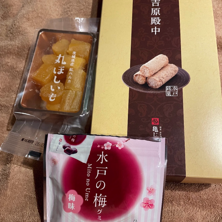 お写真変わったヨ🤭見てくれた？笑

水戸2日間ありがとうございました😊

前回、紅葉🍁の時期でしたね。
今回は梅雨☂️で途中お天気崩れたけど
お兄様のおかげで楽しい遠征になりました✨

退勤時間のタイミングにお問い合わせくださってたお兄様、ご案内できずすみません。また機会がありましたらよろしくお願いします🤲📞

次回7月は、6.7日の２日間か11.12.13.14日の２日〜4日間なら行けそうです！
メッセージ待ってます。

今回もいつ来るの？忘れちゃったの？って言ってもらえたから来たよ♡
嬉しかったです♪

明日は水戸堪能して地元へ帰ります♪

↓↓メッセージ↓↓
https://hime-channel.com/profile/-qjwk4