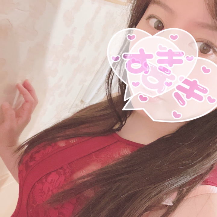 初日はありがとうございました✨

久しぶりの再会に、選んでくれたお兄様やふらっと遊びに来られた出会いまで
濃い一日でした♪

本日最終日！

9時〜21時までよろしくお願いします✨