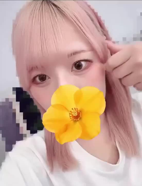 ともです！

出勤〜〜〜〜🙌
今日はラストまでいますっ

あんぱん食べて糖分チャージ〜(ง ᵕωᵕ)ว♪
元気いっぱいだよ〜
深夜雨らしいから早めに会いにきてね♪

今日と明日の次は
もしかしたら来週の日曜日まであくかもだから
今のうちに…いるうちに…
遊んでね🥺🤍

いつも写真なので動画にしてみた✨
それだけ笑