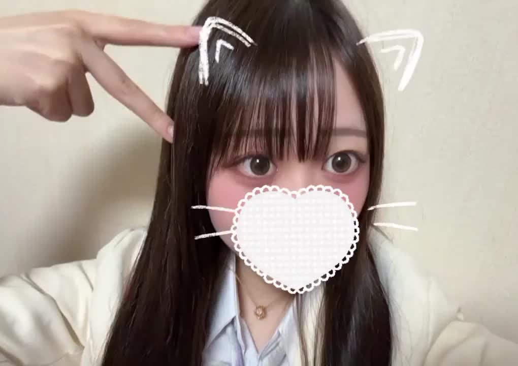 お兄さまは猫系女子好き？
 
猫系って聞くとツンデレとか自由奔放って
イメージ持たれるみたいだけど
寂しがり屋で甘えんぼうなんです🐱
 
責め好きでクールっぽいとか
言われるみことさんだけど
実はそんな一面もあるんです…🥺

みことをさみしくさせないでー😭

まだまだ徳島いるので
甘々にゃんこなみことに会いに来てね🐾

みこと
X ➡️ @michann__oO