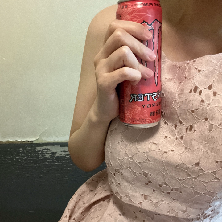 本日15-24で出勤です

日記を見てモンスターの差し入れをまた頂いたので飲んで頑張ります👾🩷ありがとうございます☺︎

お誘いお待ちしてます⭐️