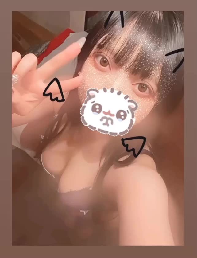 おはようございます♡


今日からオーラスでいますわよー！


ご予約お待ちしてます💕


くれあ🐶