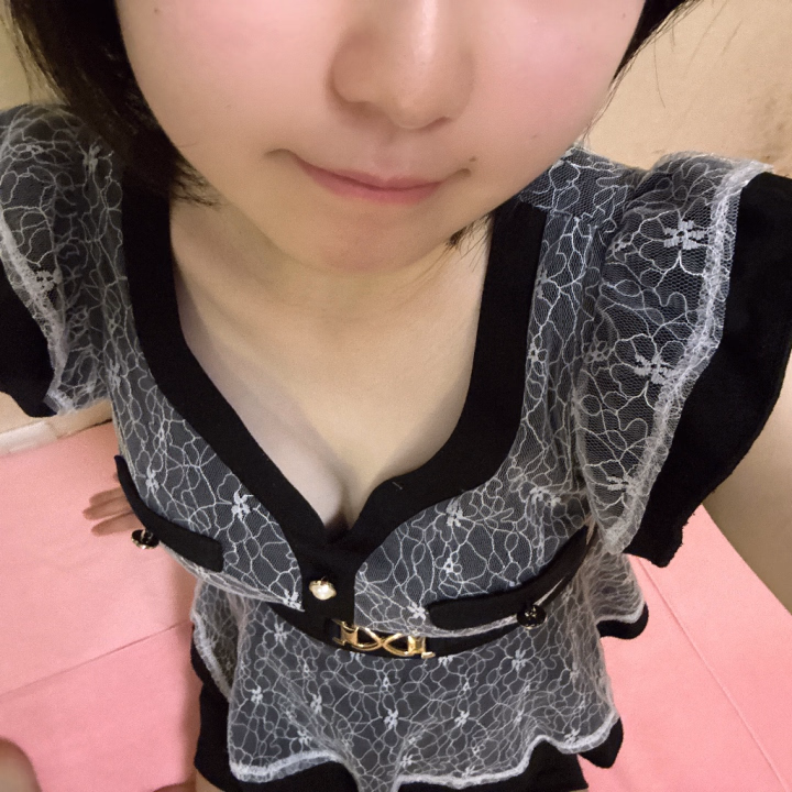 今日は24時までいます✨

一緒に遊んでくれるお兄さんいませんか？？

待ってます💖

ちな🍒