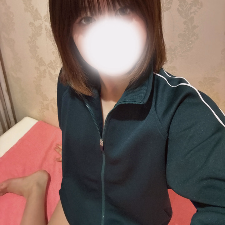 おはようございます☀️🤍

水戸1日目スタートです✨
今日は朝から元気に出勤してます🌷

24時までいるのでまったりした時間、一緒に過ごしませんか？💫

「来たよ〜」って会いに来てくれたらすごく嬉しいです🏳️‍⚧️🤍
お待ちしてます🌟

ちな🍒