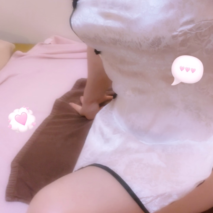 🌟おはようございます🌟

💕てん💕です！

今日も元気に🌸出勤しました🌸

今夜は、お兄様に会えるかな？💖
ドキドキしながら待ってますよ😘

💋今日のてんは、とってもエッチな気分で...💋
お兄様にいっぱい可愛がられたいな😳💕

💎お兄様色に染めてほしいな...💎
てんの身体、お兄様のモノにしてくださいね😍

💕会いに来てくれたら嬉しいなぁ💕
お兄様のご来店、心からお待ちしてますね🌟

🌙今日もエッチな時間を過ごしましょうね🌙

💋💋💋