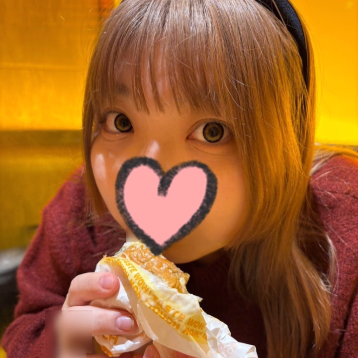おはようございます！あくあです️🩵

お兄さん方はハンバーガーを食べる時、何バーガーがすきですか？

あくあは断然チキンです🐔鳥しか勝たないです。そろそろあくあの背中にも羽毛が生えてくると思います😌


今日は14-24時ですが、ありがたいことにご予約をいただいている為15時15分頃~のご案内になります！！
また、18時半~19時半頃もご予約いただいています☺️

その他の時間は空いていますので、ご予約の際は私のトークかお店に電話でお願いします🕊️


今日も元気にゴーゴゴーだぜ🕺