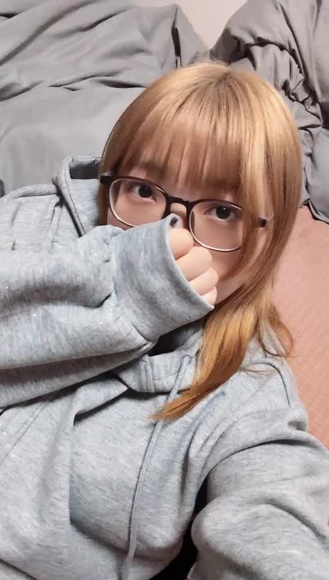 おはようございます☀️あくあです️🩵

本日出勤の予定でしたが､怪我をしてしまった為お休みをいただきます🥲 

今日からまた平日に戻ってお疲れのお兄さん方を癒してあげたかった…；；



その代わり、今日の夜頃に第2回目のラジオ配信をしようかなと思っています！🎧🎶
 
今お月見イベントを中心にがんばっている為､ラジオを聴きながら動画イベントの方も応援していただけたらうれしいです🥹💕

お兄さんに癒しを届けられますように😌𓏸𓈒𓂃🫧
