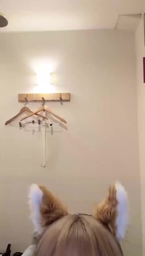 こんにちは！あくあです️🩵

お月見しにきたきつねさんです🦊🌕

まるいのはあくあのもちもちなお顔？

それともおしり？それともおっぱい…？？💕