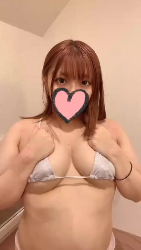 こんばんは！あくあです️🩵

初マイクロビキニ！👙似合ってるかな…？？

あくあのぷるぷるふわふわを揉みにきてー️🩵