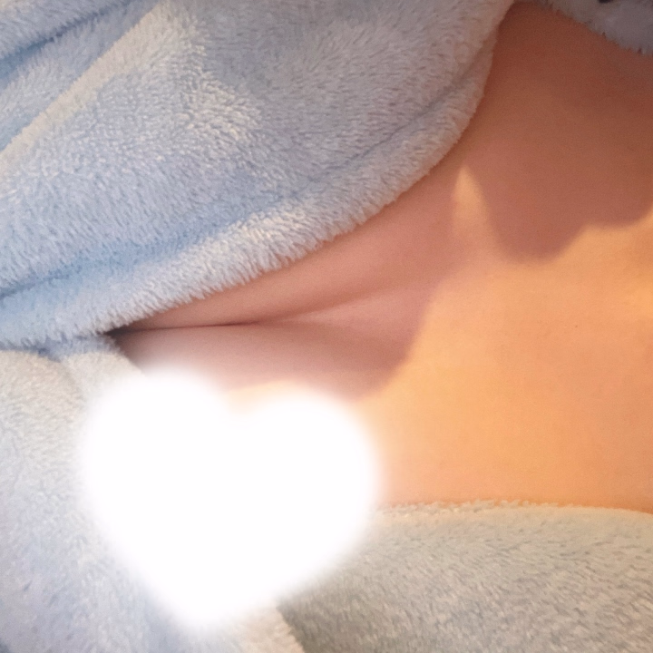 ちょうどいいと定評のある🥧…
ちょうどいい…🤔いい意味で受け取ります💌

個人的にはハリと柔らかさに自信アリ(⊙⊙)!!
確かめにきてね🎶

そろそろお仕事おわりのお兄さんも多いかな？
お勤めご苦労様です🫂