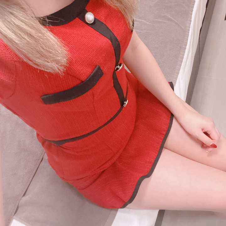 お礼💌

60分コース初めましてのお兄さん❤️

お店来てわたし選んでくれてありがとう😊

初オプションローターも
ありがとう😊

プレイはわたしが責めてバックフィニッシュ❣️
お兄さんもローターでいっぱい責めてくれて気持ちよかった🤭

色々話しして楽しい時間だったね❣️
また会える日を楽しみにしてる😌
ありがとうございました🌼