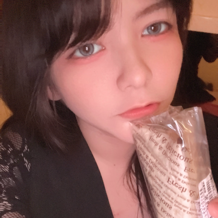 おはようございます
今日も13時から24時までいます！

いっぱいえちえちできると嬉しいな🫶