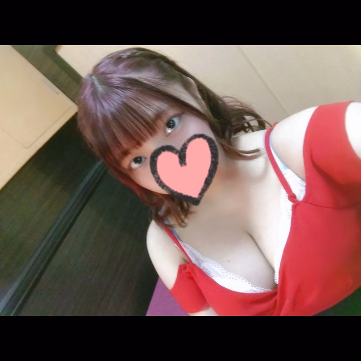 初めまして！

昨日6月21日から働かせていただいてる､りりかです♡

ごま油がだいすきです🫶飲みたいくらい！

お兄さんととろとろな時間過ごしたいです🥹

よろしくお願いします🩷