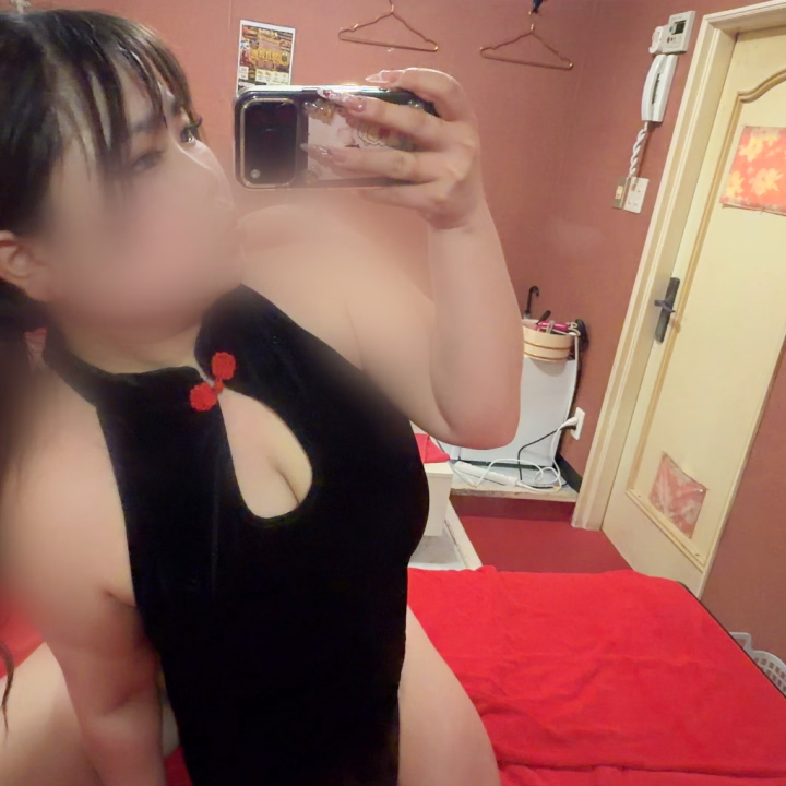 ねえ、あのに会いたくなってない？🤍

いっぱい甘やかしてほしい日かも…♡
ぎゅーってされるのも、見つめられるのも好きだから
今日はいーっぱい独り占めしにきて？꒰ᐡ•̥ •̥ᐡ꒱❤︎

あののこと、ちゃんと夢中にさせるから
覚悟して会いにきてね…？♡