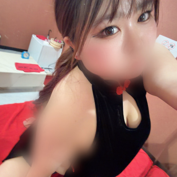 あの、今日も元気に待ってるよ🫶🏻🤍

いっぱい甘やかしてほしい気分だから
会いに来てくれたらうれしいな🥺

まったりでもいちゃいちゃでも、
一緒に楽しいえっちな時間過ごそ〜っ🎀