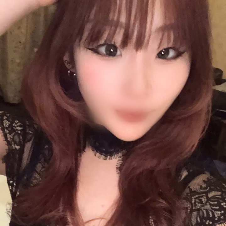 SM歴2年の21歳♡
年下に虐められたい変態はどこかな😕