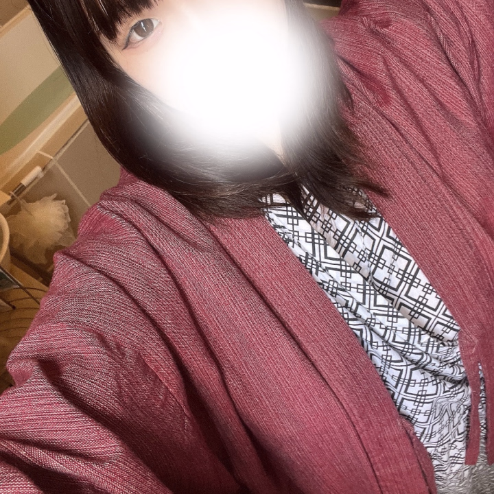 今日もありがとうございました♡

今日もたくさんのお兄様に会えて、とっても楽しい一日でした🥹💞

好きなアニメやVtuberの話で盛り上がれたり、
仲良しのお兄様がサプライズで会いに来てくれたり…🫶✨
ドキドキする時間もいっぱいあって、気づいたらあっという間だったなあ☺️

いろんな意味で、すごく濃い一日でした…♡笑

明日は 9:00〜 の予定です🕊️💗
またたくさんのお兄様に会えたら嬉しいな♡
お待ちしてます🥰

こばと