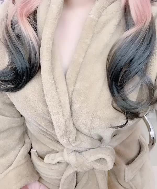 お仕事おつかれさまです❣️

今日はついにれなも撮影してきました！

どんな写真になってるかわくわく🎶

はやくみたいなー🥰

早くて明日明後日には変わるのかな？

感想聞かせてください♡


このあとも22時までお店いるので

ぜひお誘いお待ちしてます✨