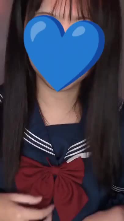 はみ乳コレクション第二弾！セーラー服であなたを誘惑…💗いいね、コメント、ギフト待ってます！✨️コスプレ倶楽部京橋店りか✨️