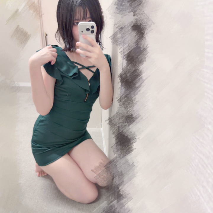 出勤しました♡
こゆめ、16時から出勤しています🎀
今日も一日頑張ります♡
まだまだ新人ですが、優しいお兄さんに会えたらうれしいです🤍
お誘いお待ちしています🥰