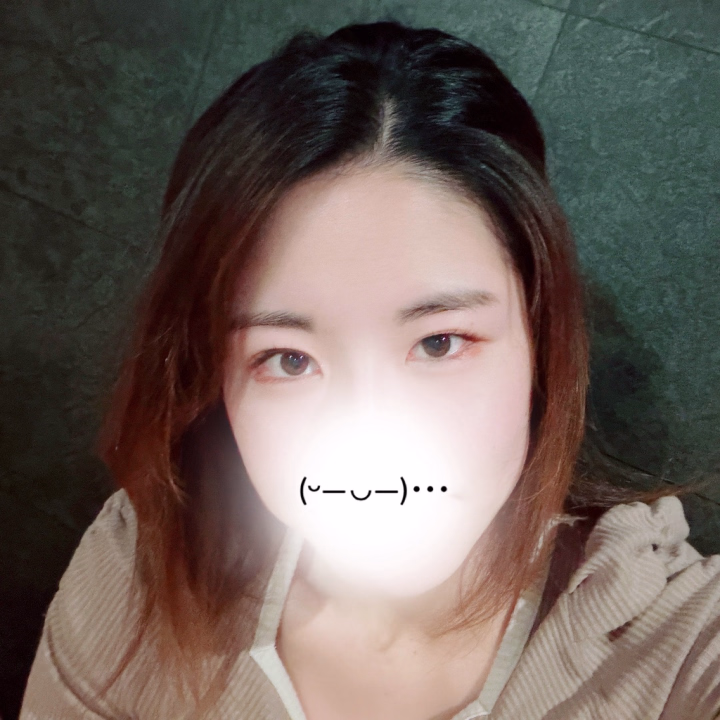 こんつき🌙
今日も一日ありがとうございました❣️

私は元々Mっぽいと自認していたんですけど、ハピネスに来てから、Mットの上で気持ちよくなってくれるお兄様方を見れるのが本当に嬉しくて、もしかしたらSの素質もあるのかも❣️と思ったりする日々です💖
まだまだ未熟な点も沢山ありますが、気持ちよかったよって言ってもらえることが何よりも嬉しいです。いつもありがとうございます❣️

明日は一旦最終日❣️
21時までと早いので、お時間合う方はお待ちしてます💖