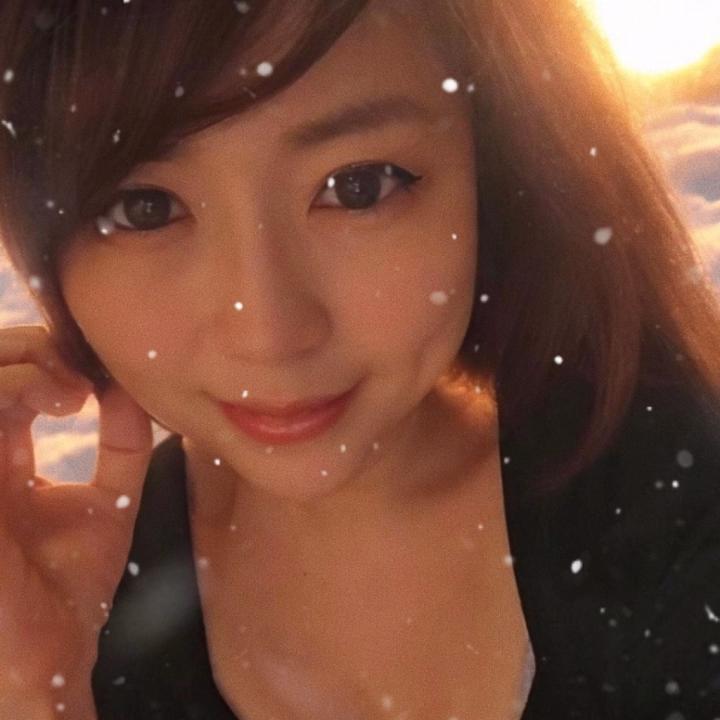わーわー可愛く撮れた撮れた撮れた(๑´ლ`๑)ﾌﾌ♡


最近美容に気を使い始めたのー！！
これからそうご期待？？


久々でよく寝たし、出勤だしワクワクドッキドキ😍


本日も宜しくお願い致しますᐕ)ﾉ❤