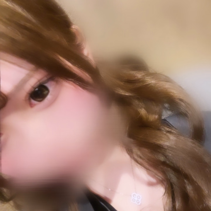 9時~23時います(ᐡ ̥_   ̫ _  ̥ᐡ) 
平日の9時~18時
60分コース以上で8000円の割引みたいです！
是非遊びに来てください(՞⸝⸝o̴̶̷̥᷅ ̫ o̴̶̷᷄⸝⸝՞)