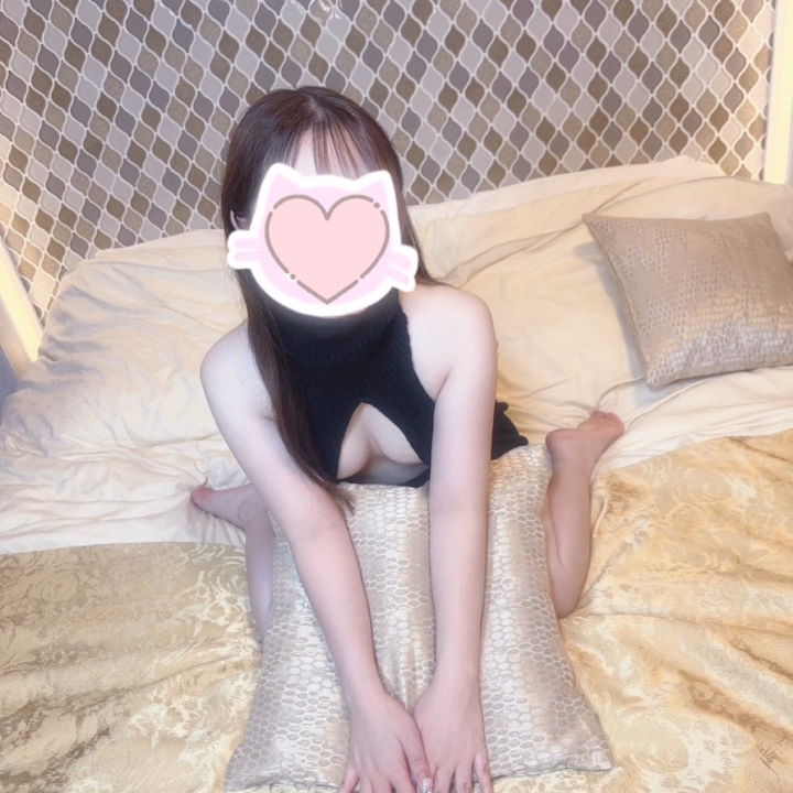 初めましてー！

れなといいます♡

初日から沢山のお誘いいただき
この時間の日記投稿になってしまいすみません🙇‍♀️

皆さん優しいお兄様達ばかりで
「ほんとにキ◯いね！！」って感動
してくださるお兄さんが多いです🤣

今日はラストまでお待ちしてます💗