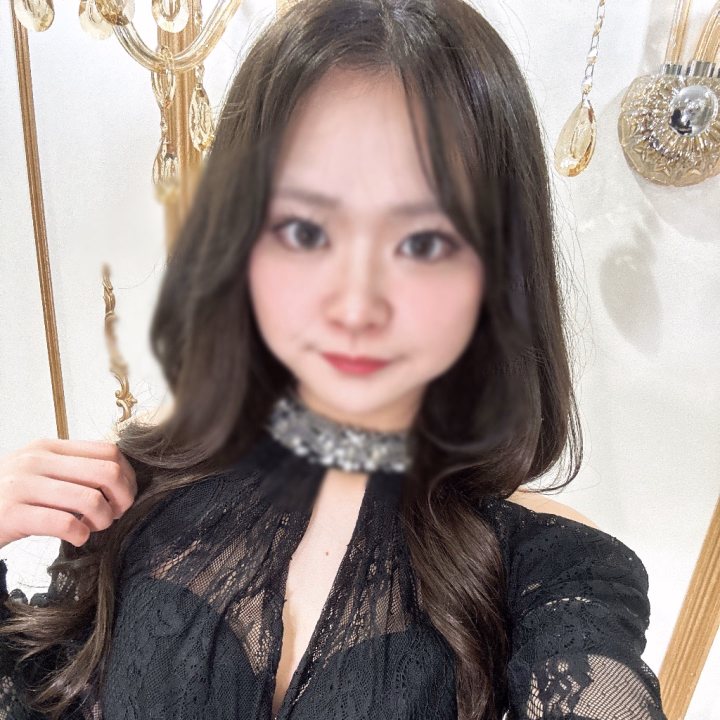 はじめまして🎶

日記の投稿が遅くなってしまいました💦

🖤くろか🖤です！！

全くの未経験で緊張しまくってますが
これからよろしくお願いします‼️